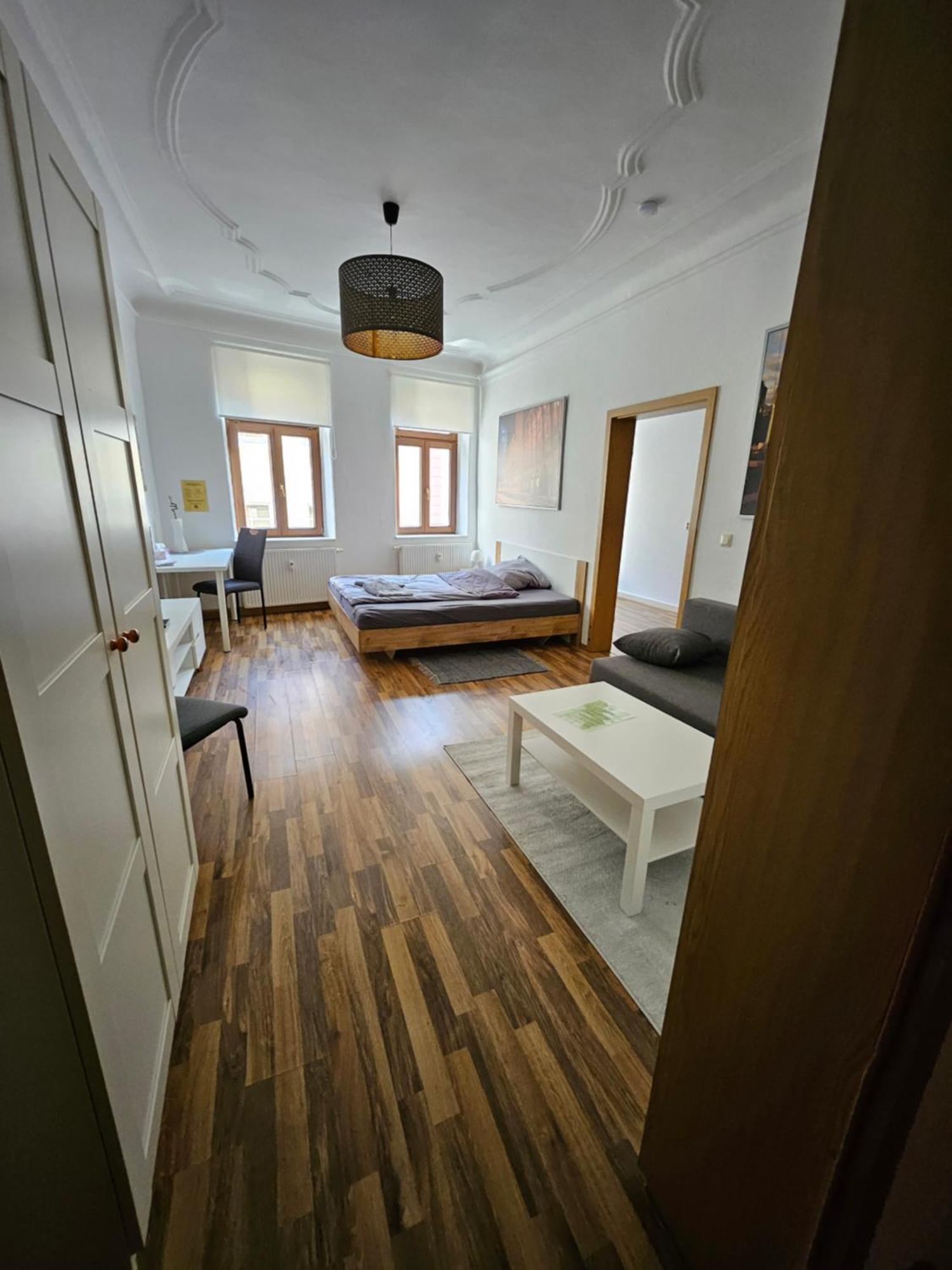 Ferienwohnung Apartment In Zittauer Stadtzentrum Innenstadt Innenring Top Lage - Wohnen Auf Zeit In Zittau - 1 Raum Wohnung Ngoại thất bức ảnh